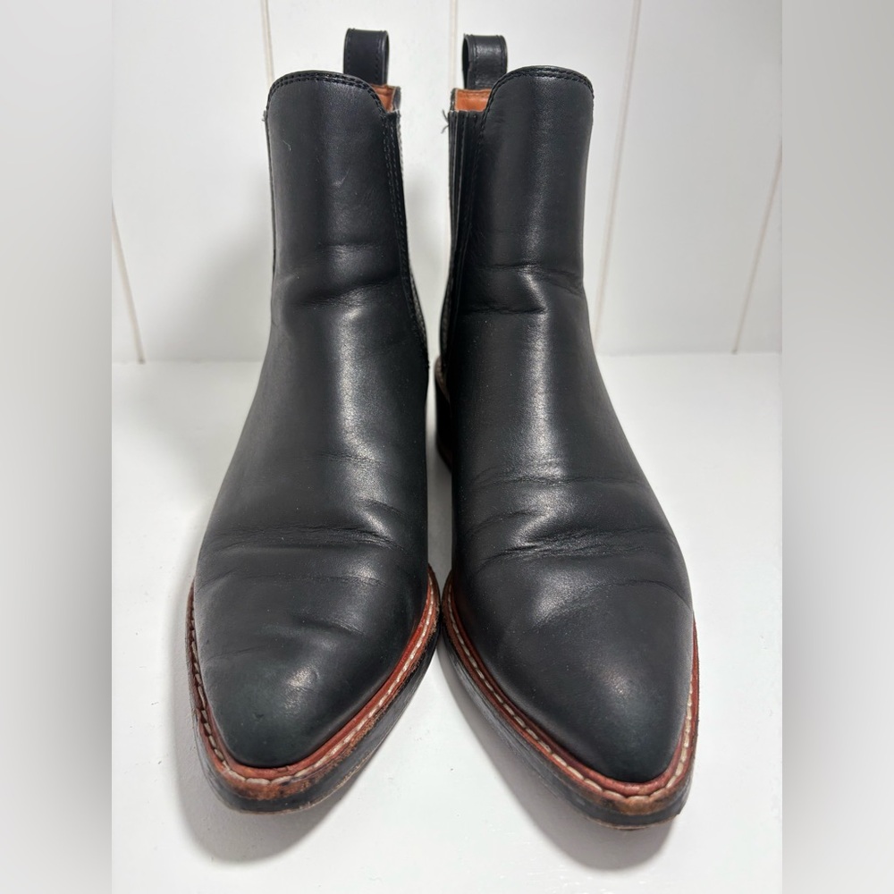 Coach Bowery Chelsea Boots EUC Women's 9.5